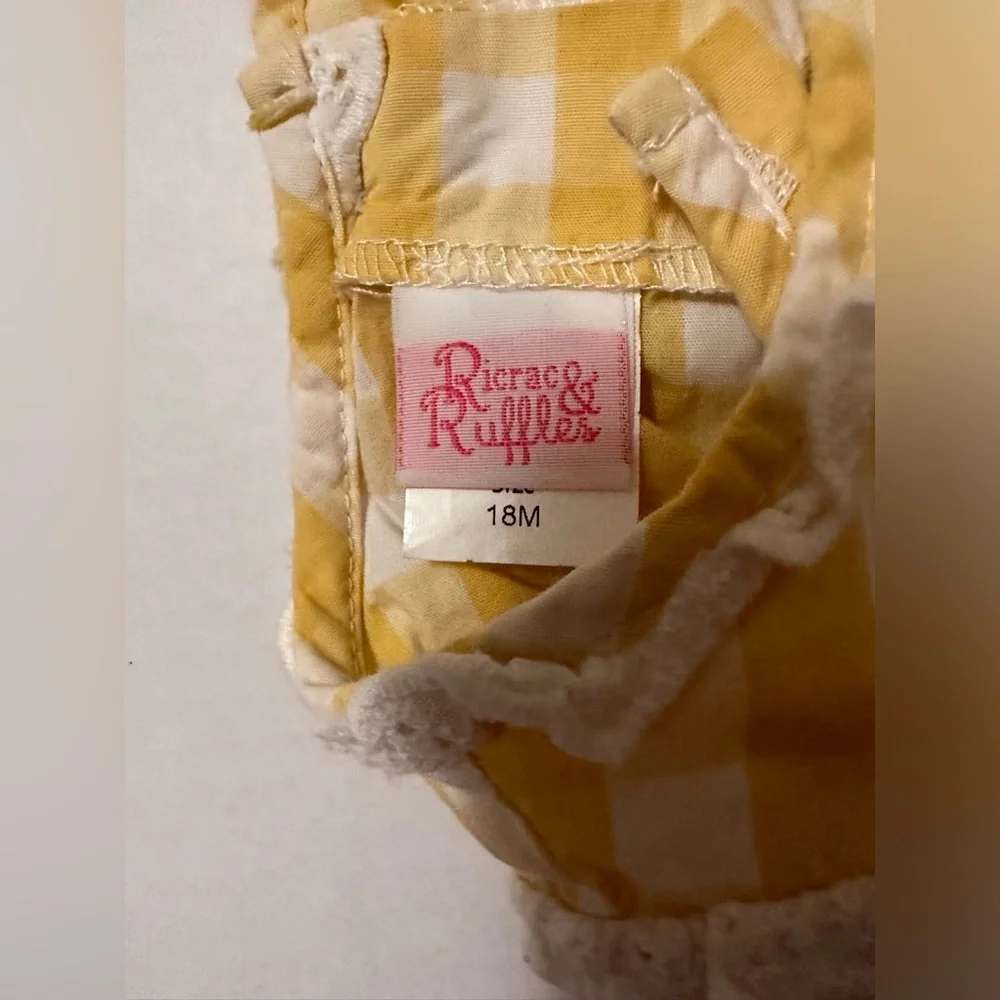 Ricrac & Ruffles Yellow Gigham Bumble Bee Set